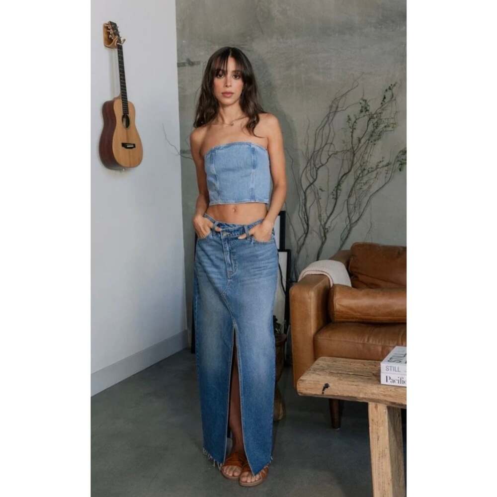 Vibrant M.I.U Denim Maxi Skirt Medium Stone Wash Front Slit Raw Hem Size Medium